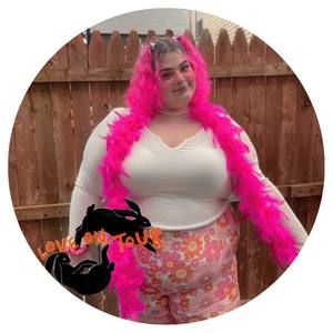 Meet your Posher, Krystal